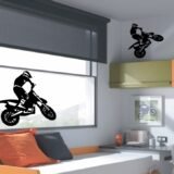 Motos
